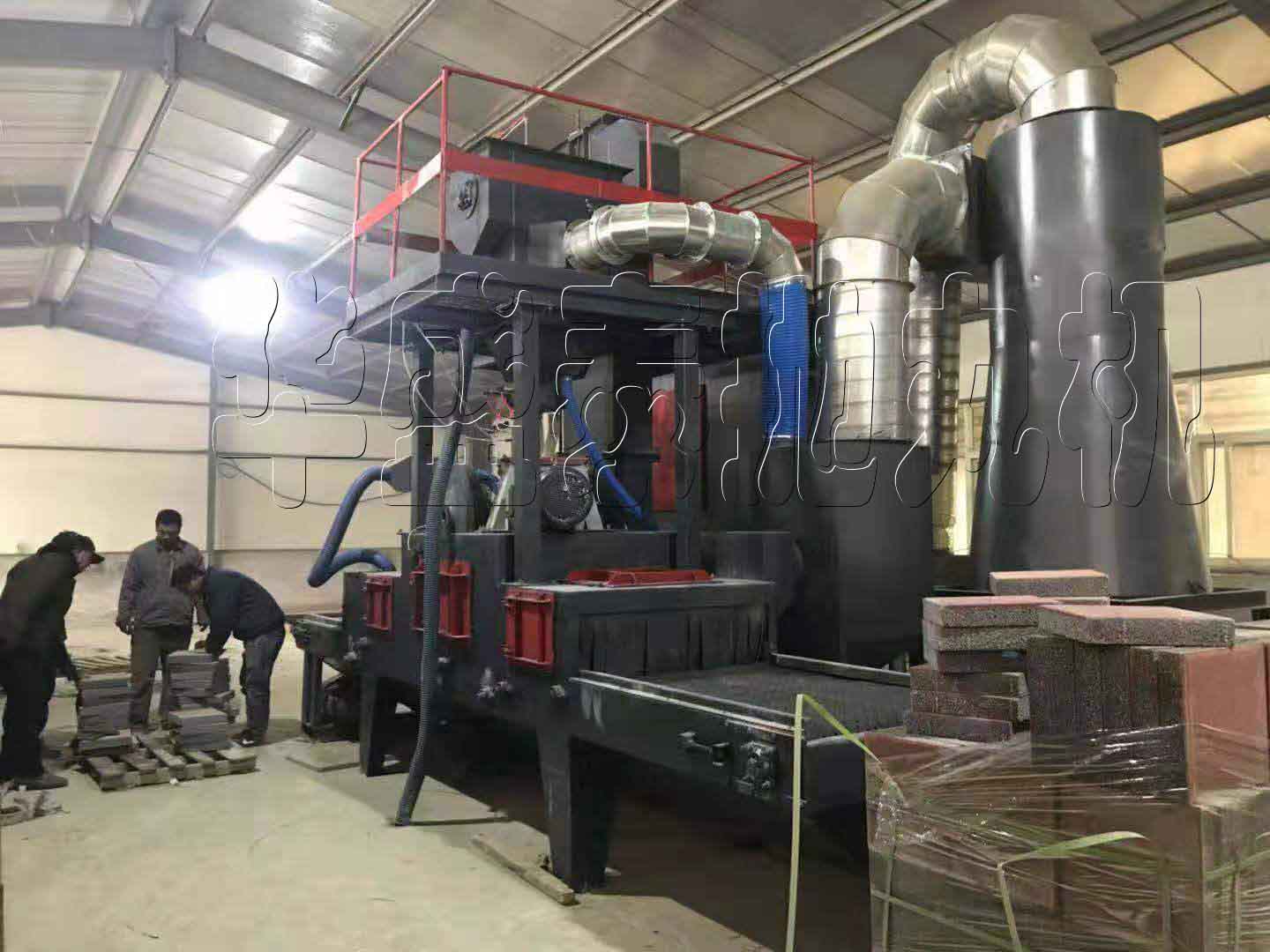 hst履帶通過式拋丸機的優勢有哪些？