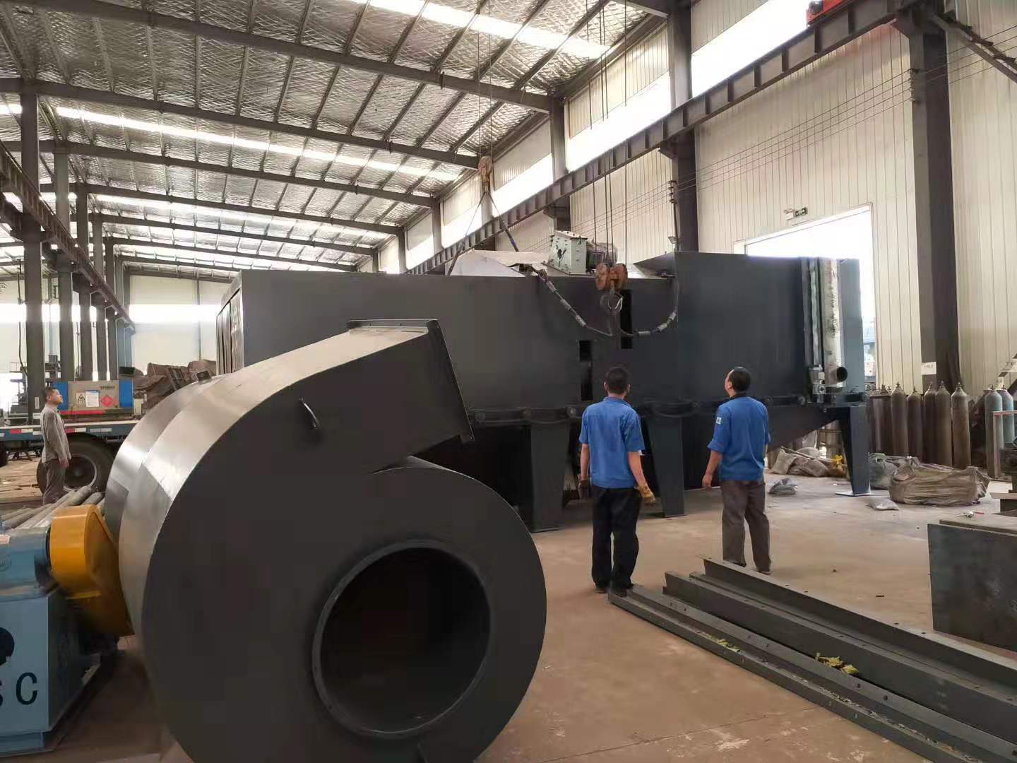 晉江市履帶式拋丸除銹清理機_晉江市履帶式拋丸除銹清理機_晉江市履帶式噴砂機_晉江市履帶式噴丸設備的工作原理是什么？