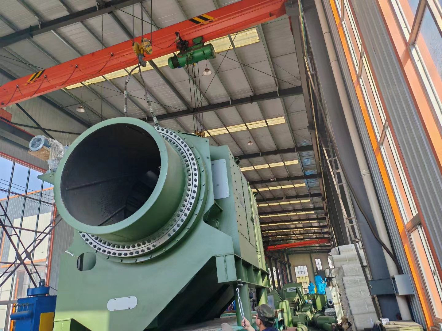 q326履帶拋丸清理機(jī)_履帶通過(guò)拋丸清理機(jī)_清理拋丸履帶機(jī)通過(guò)什么工作